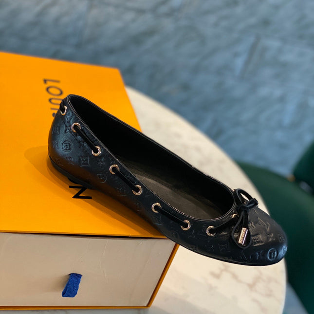 LV WOMEN'S BALLET FLAT IN BLACK EMBOSSED CALFSKIN WITH BOW