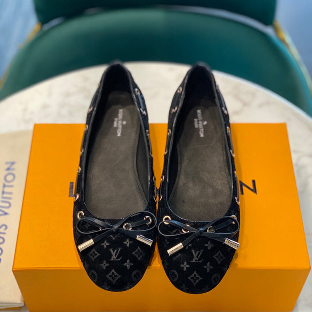 LV WOMEN'S BALLET FLAT IN BLACK MONOGRAM SUEDE WITH BOW