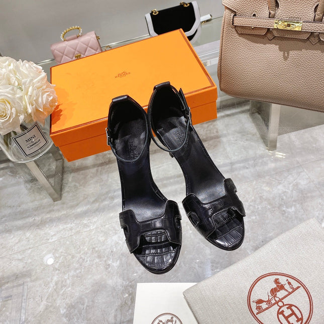 PREMIERE 90 SANDAL IN BLACK CALFSKIN