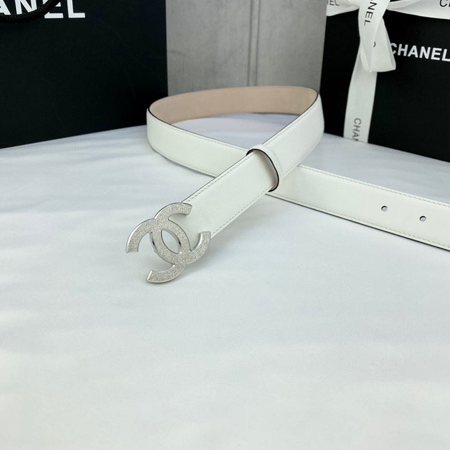 DOUBLE C BELT 30MM IN WHITE CALFSKIN METAL BUCKLE