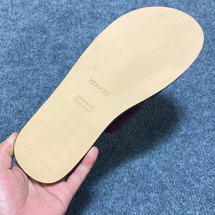 HM IZMIR SANDAL BLACK CALFSKIN WITH PATTERNS