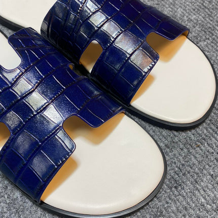 HM IZMIR CROCODILE MOTIF SANDAL NAVY AND WHITE CALFSKIN