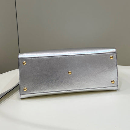 SHINE LARGE 35 TOTE IN SILVER CALFSKIN