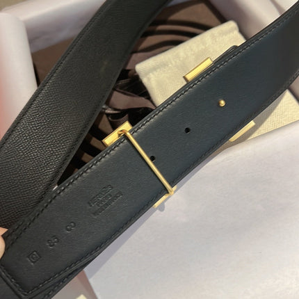 HM CONSTANCE BELT BUCKLE & REVERSIBLE BLACK LEATHER STRAP 42MM GOLD HARDWARE