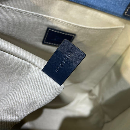 MEDIUM STRAP WOODY TOTE BAG 37 IN BLUE DENIM CANVAS DARK BLUE CALFSKIN