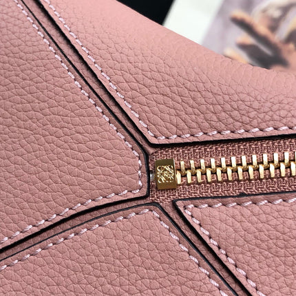 SMALL PUZZLE 24 BAG IN CLASSIC LIGHT PINK CALFSKIN