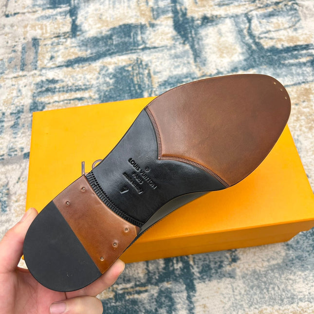 LV LACE-UP IN WINE RED GLOSSY CALFSKIN