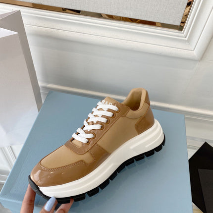 PRADA 25S THICK SOLE SNEAKER IN BROWN CALFSKIN AND CANVAS