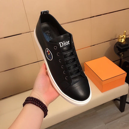 CD B23 LOW-TOP CIRCLE ICON SNEAKER BLACK CALFSKIN