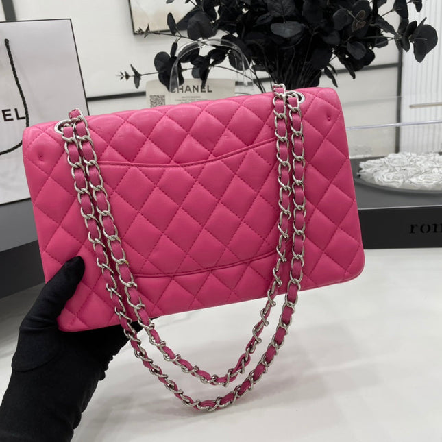 CC 25 CLASSIC SMALL DOUBLE FLAP BAG IN BRIGHT PINK CALFSKIN WITH STRAP