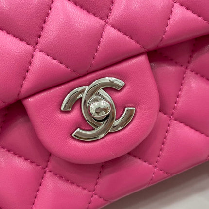 CC 25 CLASSIC SMALL DOUBLE FLAP BAG IN BRIGHT PINK CALFSKIN WITH STRAP