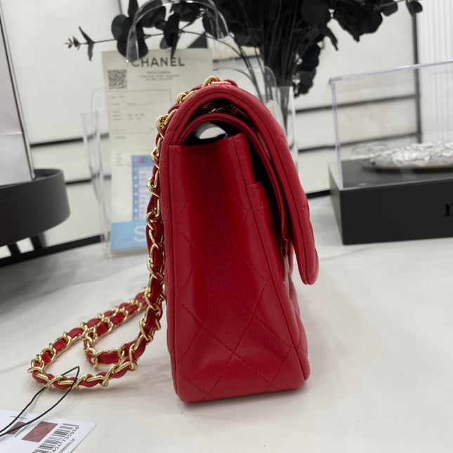 CC 25 CLASSIC SMALL DOUBLE FLAP BAG IN CHERRY RED CALFSKIN WITH STRAP