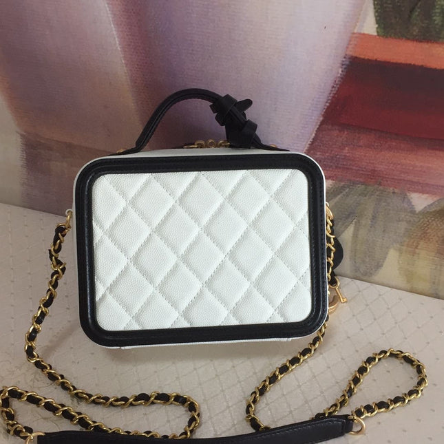 CC MINI 17 VANITY CASE IN BLACK MIX WHITE CALFSKIN GOLD HARDWARE