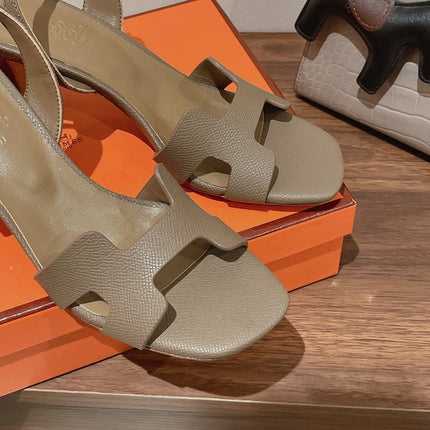 HOLY 75 SANDAL IN MEDIUM BROWN GRAINED CALFSKIN