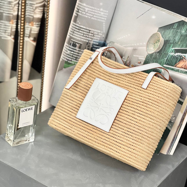 SMALL SQUARE  28 BASKET BAG IN RAFFIA AND WHITE CALFSKIN