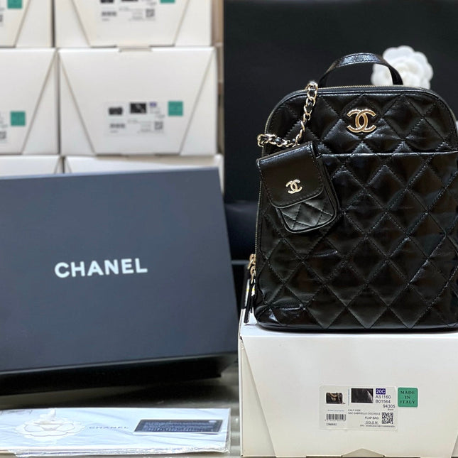 CHANEL 25S BACKPACK 23 IN BLACK SHINY CALFSKIN GOLD HARDWARE