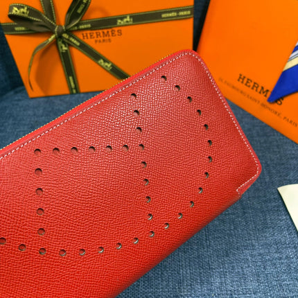 HM SILK'IN HOLED WALLET 19 RED CALFSKIN