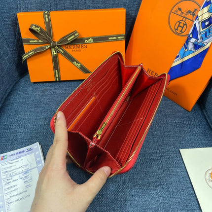HM SILK'IN HOLED WALLET 19 RED CALFSKIN