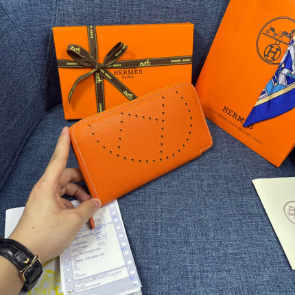 HM SILK'IN HOLED WALLET 19 ORANGE CALFSKIN