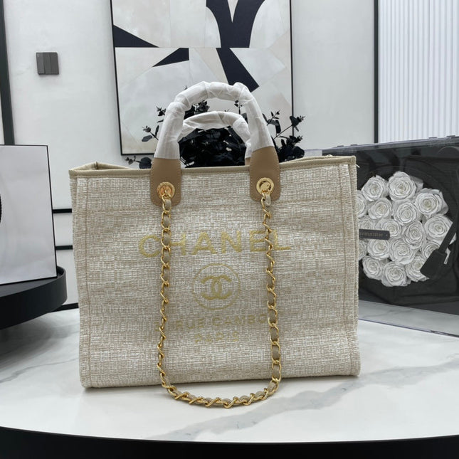 CC DEAUVILLE LARGE 38 TOTE BAG IN BEIGE CANVAS GOLD HARDWARE