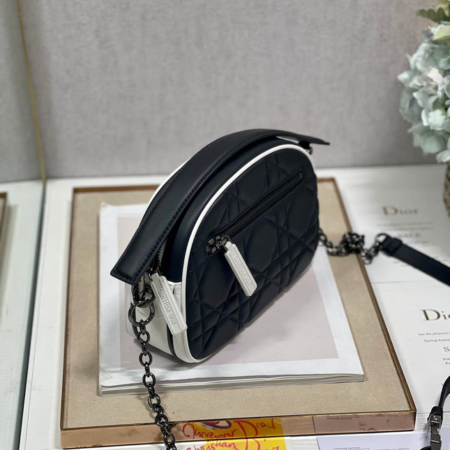 VIBE HOBO 22 BAG IN BLACK CALFSKIN