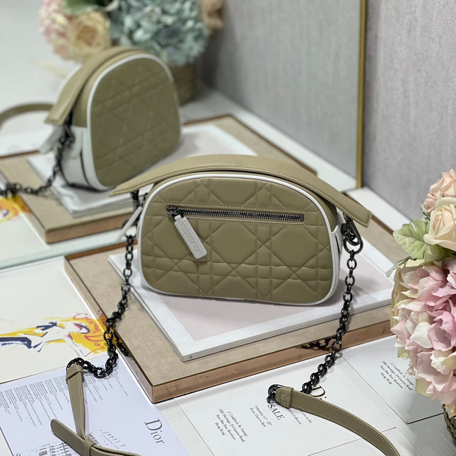 VIBE HOBO 22 BAG IN ECRU BEIGE CALFSKIN