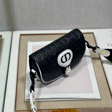 BOBBY EAST-WEST 21 BAG IN BLACK LAMBSKIN