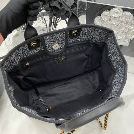 CC DEAUVILLE LARGE 38 TOTE BAG IN BLACK CANVAS GOLD HARDWARE