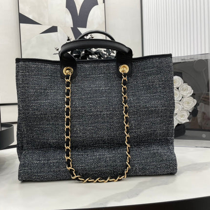 CC DEAUVILLE LARGE 38 TOTE BAG IN BLACK CANVAS GOLD HARDWARE