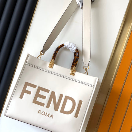 Fend Sunshine Medium Bag 35 White Leather
