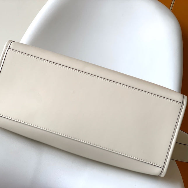 Fend Sunshine Medium Bag 35 White Leather