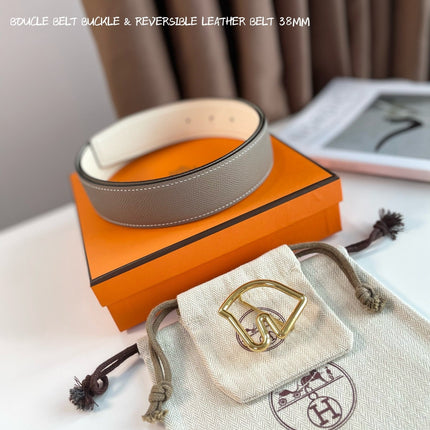 BOUCLE BELT BUCKLE & REVERSIBLE KHAKI BROWN AND WHITE LEATHER STRAP 38MM GOLD HARDWARE