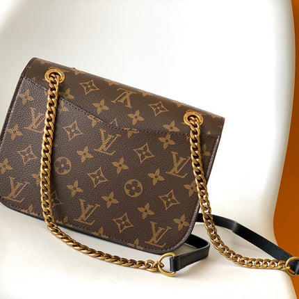 PASSY 22 BROWN MONOGRAM CANVAS