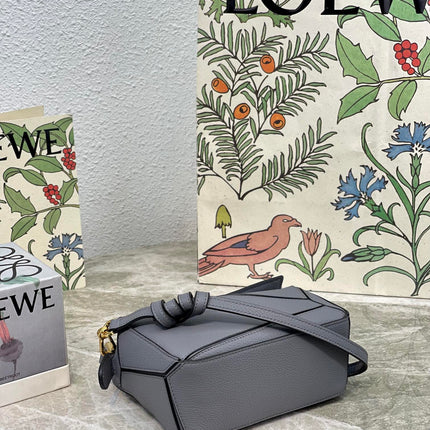 LOE MINI 18 PUZZLE BAG IN GREY CALFSKIN