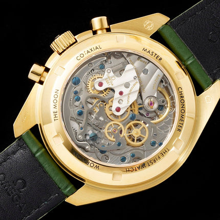 SPEEDMASTER MOONWATCH PROFESSIONAL 42 MM JUNGLE GREEN CASE ON LEATHER STRAP
