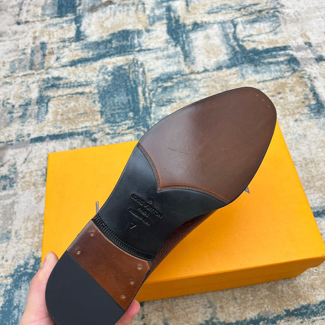 LV LACE-UP SHOES IN BROWN CROCODILE CALFSKIN