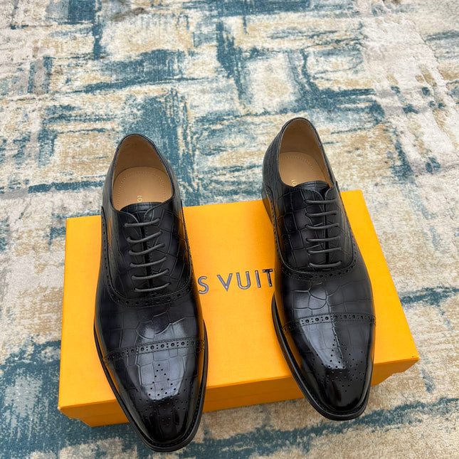 LV LACE-UP SHOES IN BLACK CALFSKIN