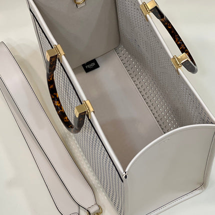 FENDI ROMA 37 BAG IN WHITE CALFSKIN GOLD HARDWARE
