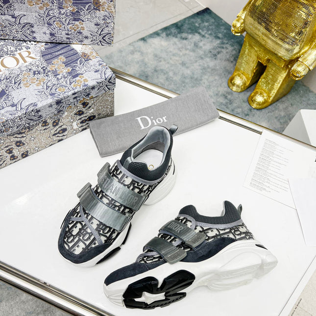 D-WANDER SNEAKERS IN COLORFUL TECHNICAL FABRIC AND SUEDE 153029