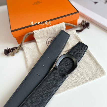 HM LUCK BELT BUCKLE & REVERSIBLE BLACK LEATHER STRAP 38MM