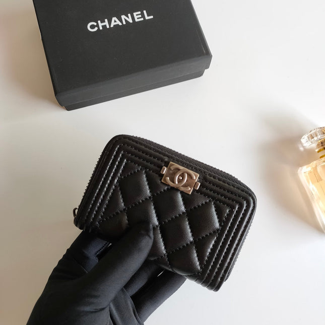 CC BOY ZIP COIN PURSE 11.5 BLACK GRAINED CALFSKIN ICON