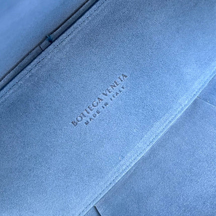 SMALL ARCO TOTE 30 IN AEGEAN BLUE CALFSKIN