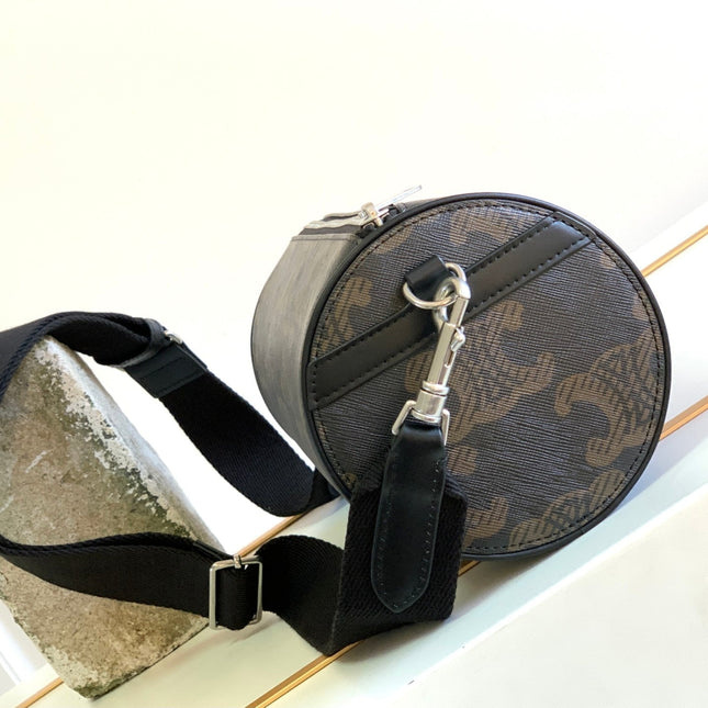 CYLINDRICAL 22  BAG BLACK BROWN COWHIDE