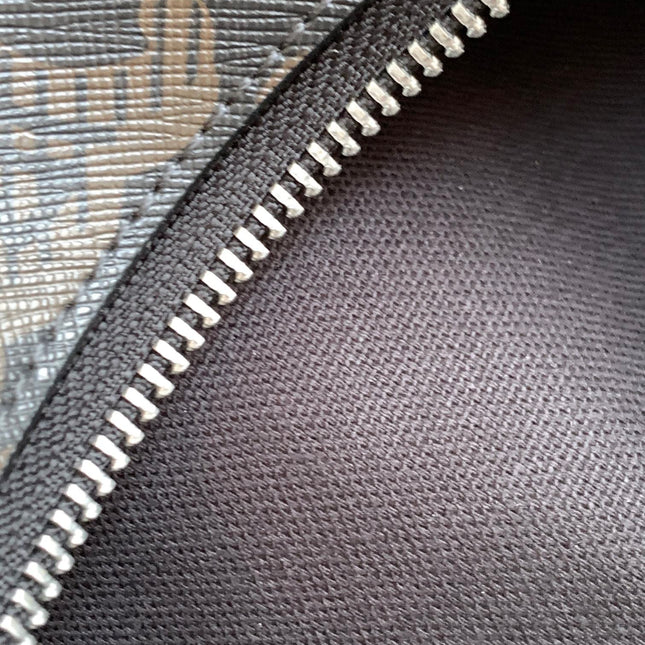 CYLINDRICAL 22  BAG BLACK BROWN COWHIDE