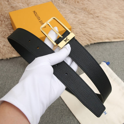 BELT VENDOME 35CM IN BLACK SMOOTH CALFSKIN WITH GOLD BUCKLE EMBOSSED LOGO