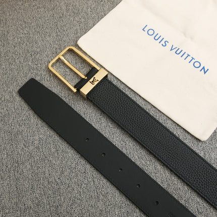 BELT VENDOME 35CM IN BLACK SMOOTH CALFSKIN WITH GOLD BUCKLE EMBOSSED LOGO