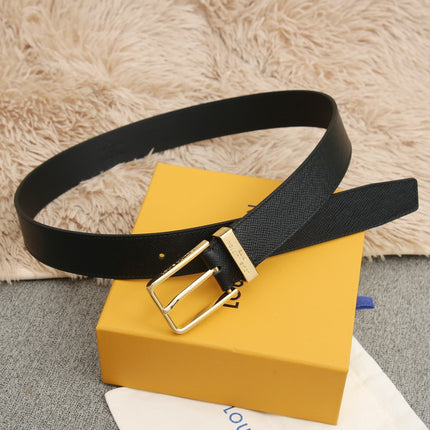 BELT VENDOME 35CM IN BLACK SMOOTH CALFSKIN WITH GOLD LV LETTER BUCKLE