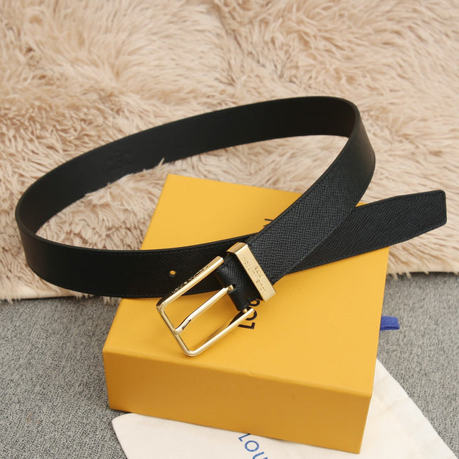 BELT VENDOME 35CM IN BLACK SMOOTH CALFSKIN WITH GOLD LV LETTER BUCKLE