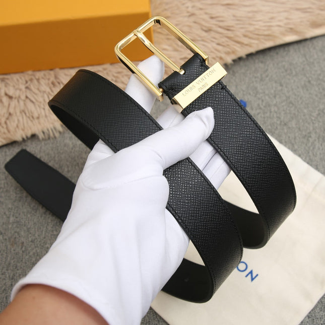 BELT VENDOME 35CM IN BLACK SMOOTH CALFSKIN WITH GOLD LV LETTER BUCKLE