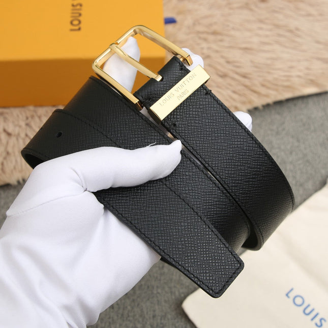 BELT VENDOME 35CM IN BLACK SMOOTH CALFSKIN WITH GOLD LV LETTER BUCKLE